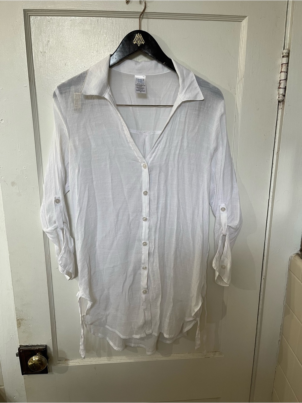 Time & Tru White Lightweight Button Down Tunic Coverup Shirt Women's Size S EUC